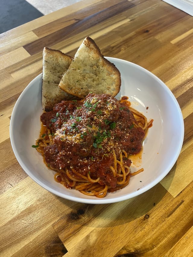 Spaghetti & Meatballs